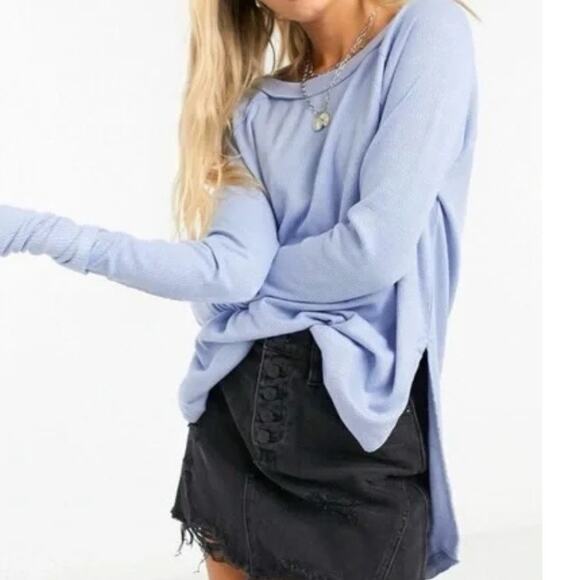 Free People We The‎ Free Snowy Thermal Top Tee Oversized In The Rain Blue Small - Picture 1 of 14